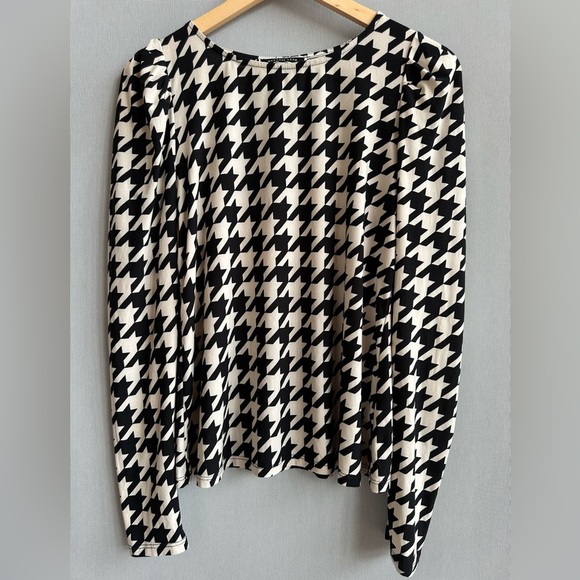 Melanie Lyne | Cream & Black Houndstooth Puff Sleeve Top | Size M - Picture 1 of 9